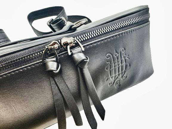 The Haynes Eco Leather Flute Bag by Fluterscooter Close-Up