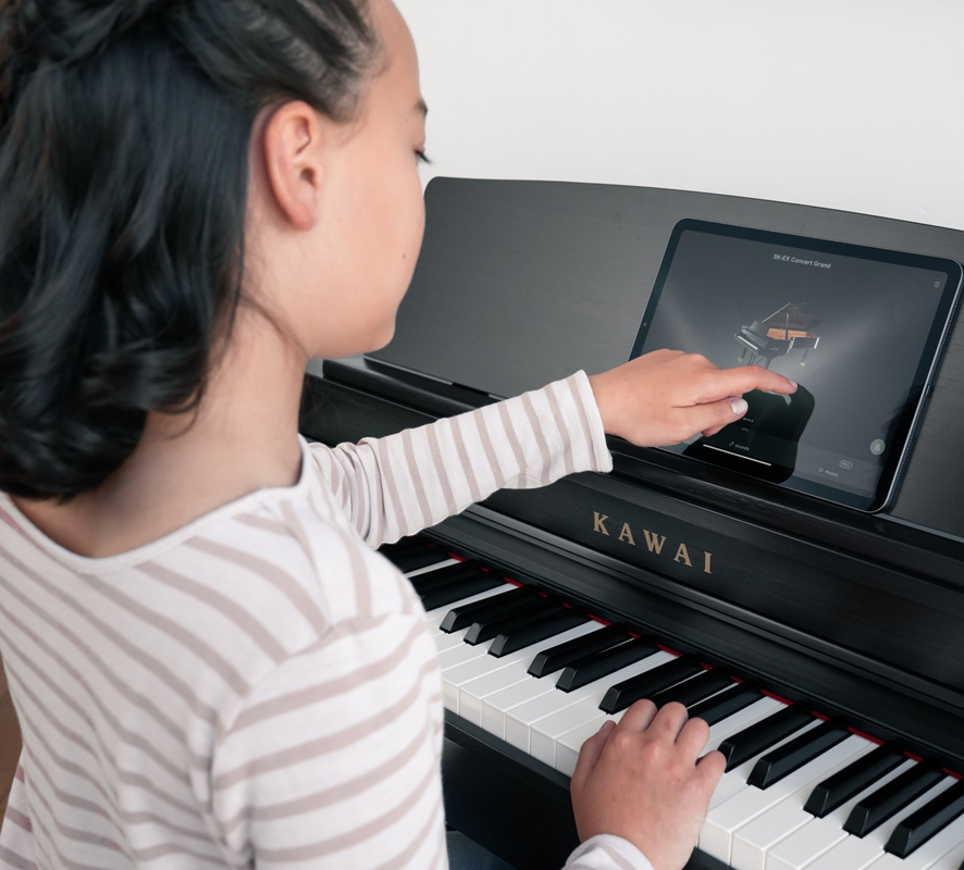 Kawai CN301 Digital Piano with Bench Ipad
