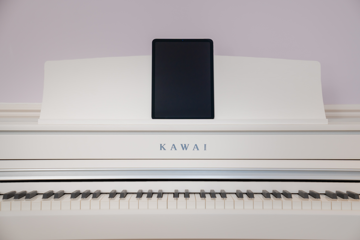 Kawai CA501 Digital Piano with Bench Ipad