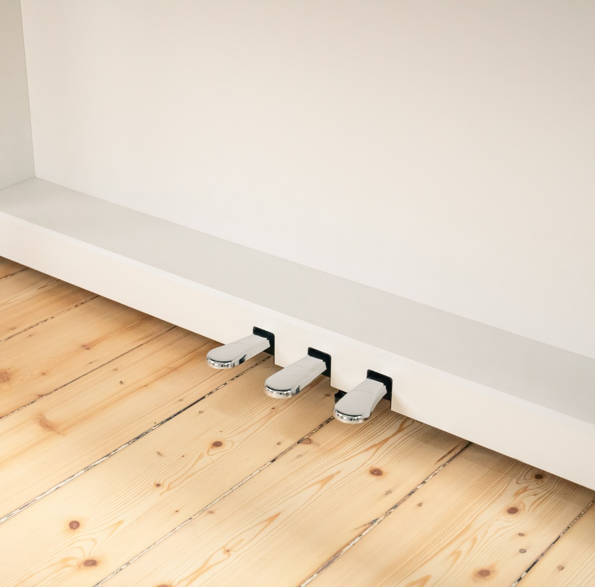 Kawai CN201 Digital Piano with Bench Foot