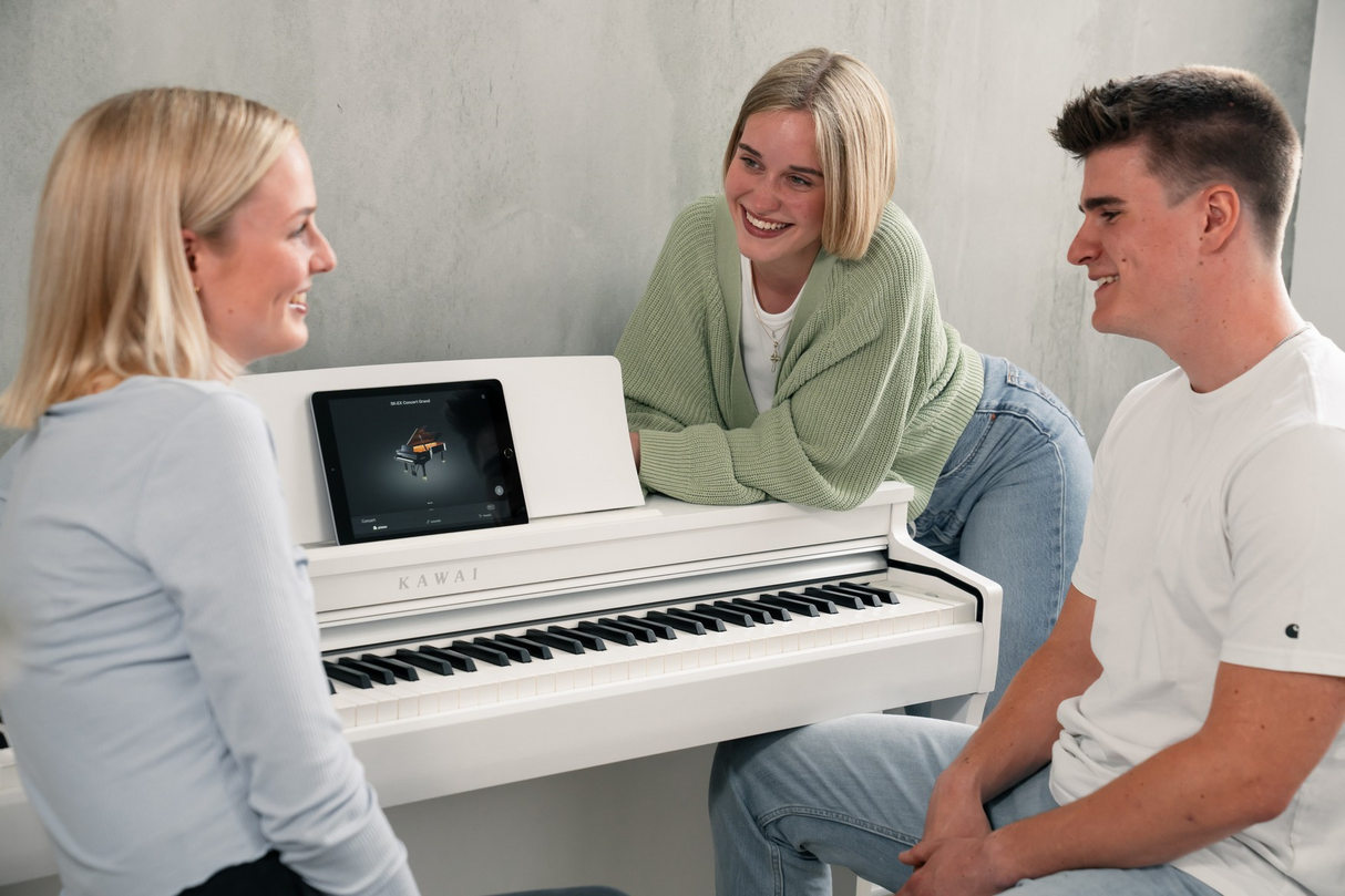 Kawai CN201 Digital Piano with Bench Home