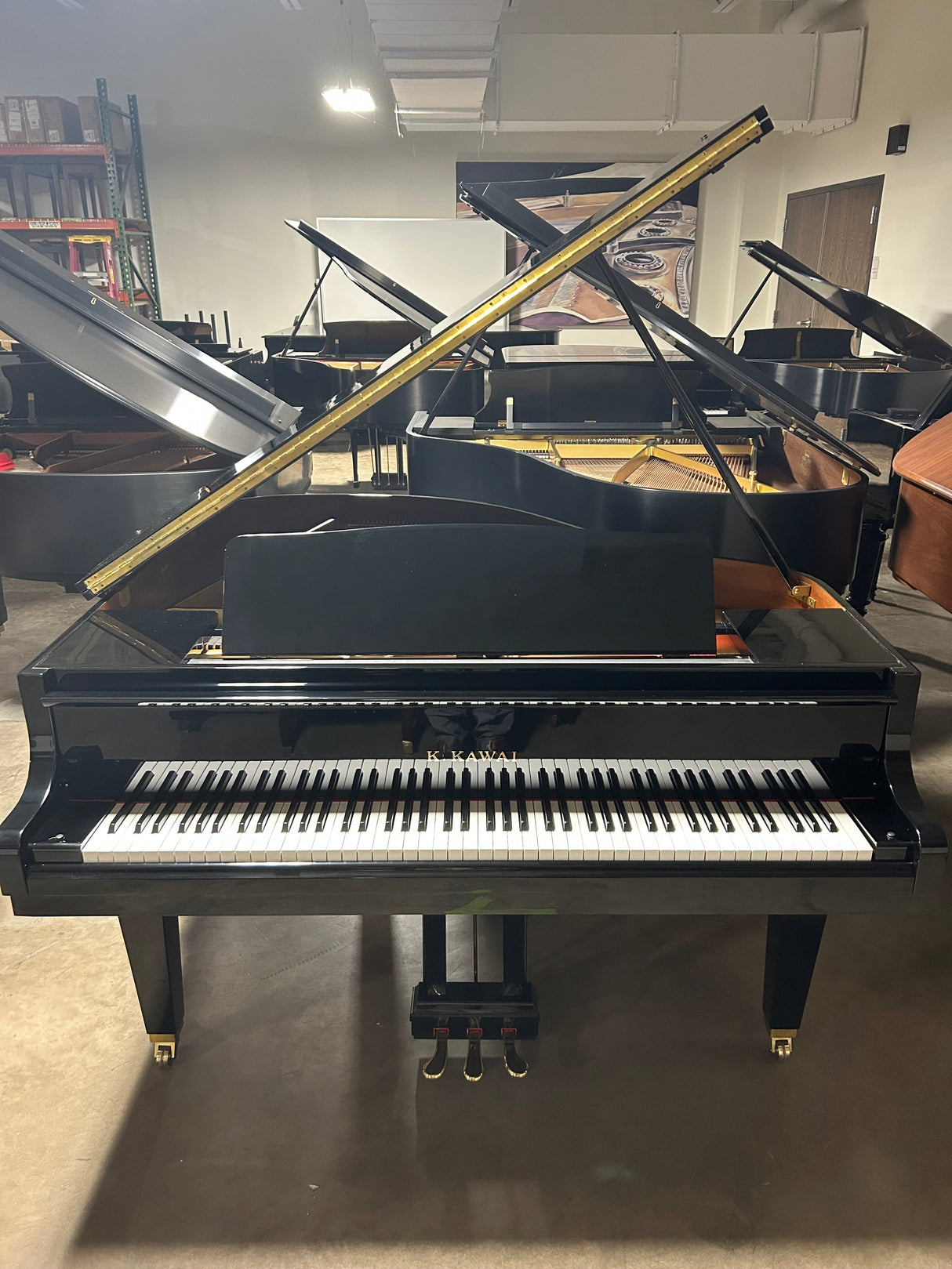Pre-Owned Kawai GM-10 5'0" Ebony Polish Grand Piano