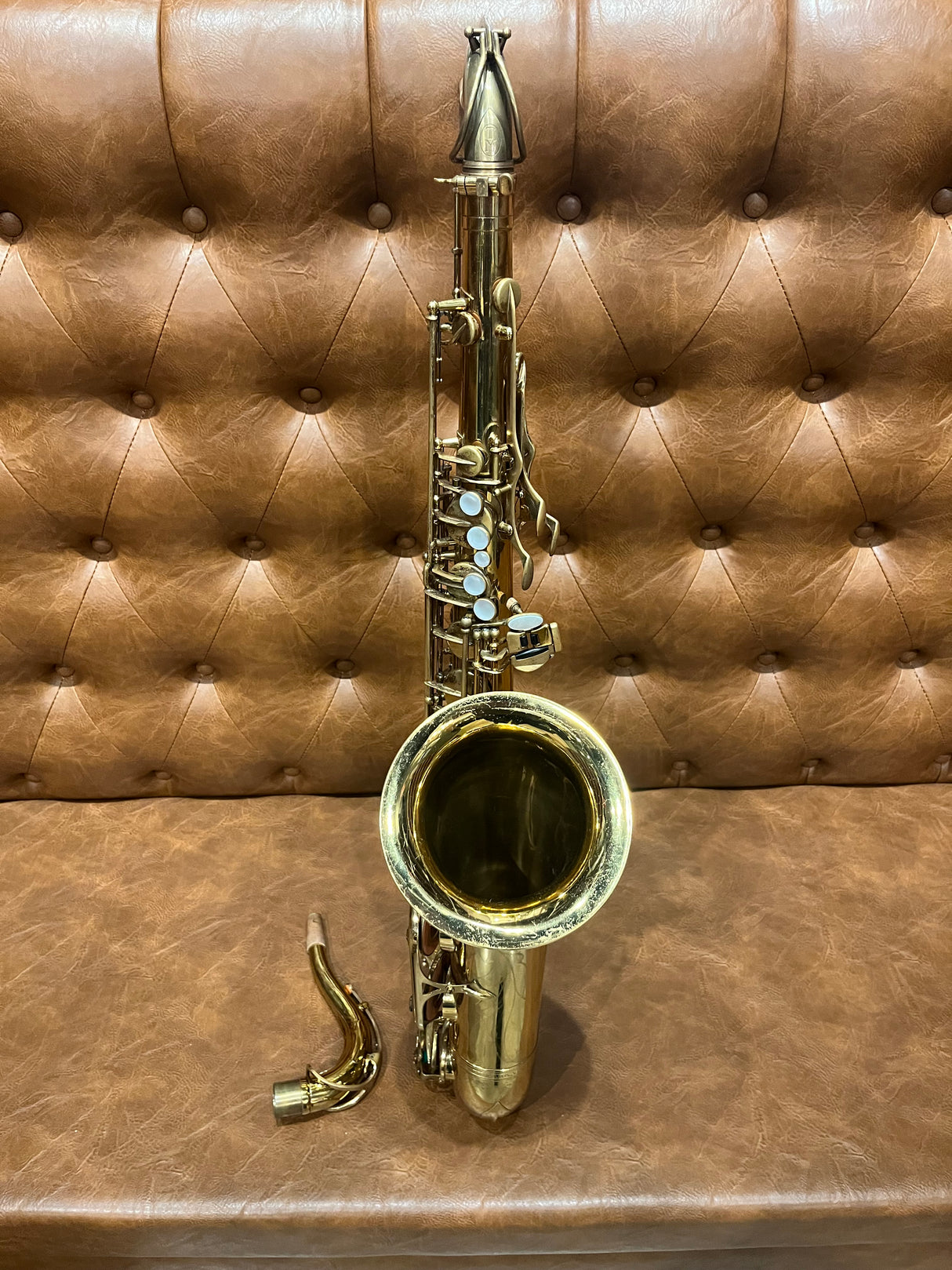 Pre-Owned Selmer Mark VI Tenor Sax w/extra TM Custom Neck