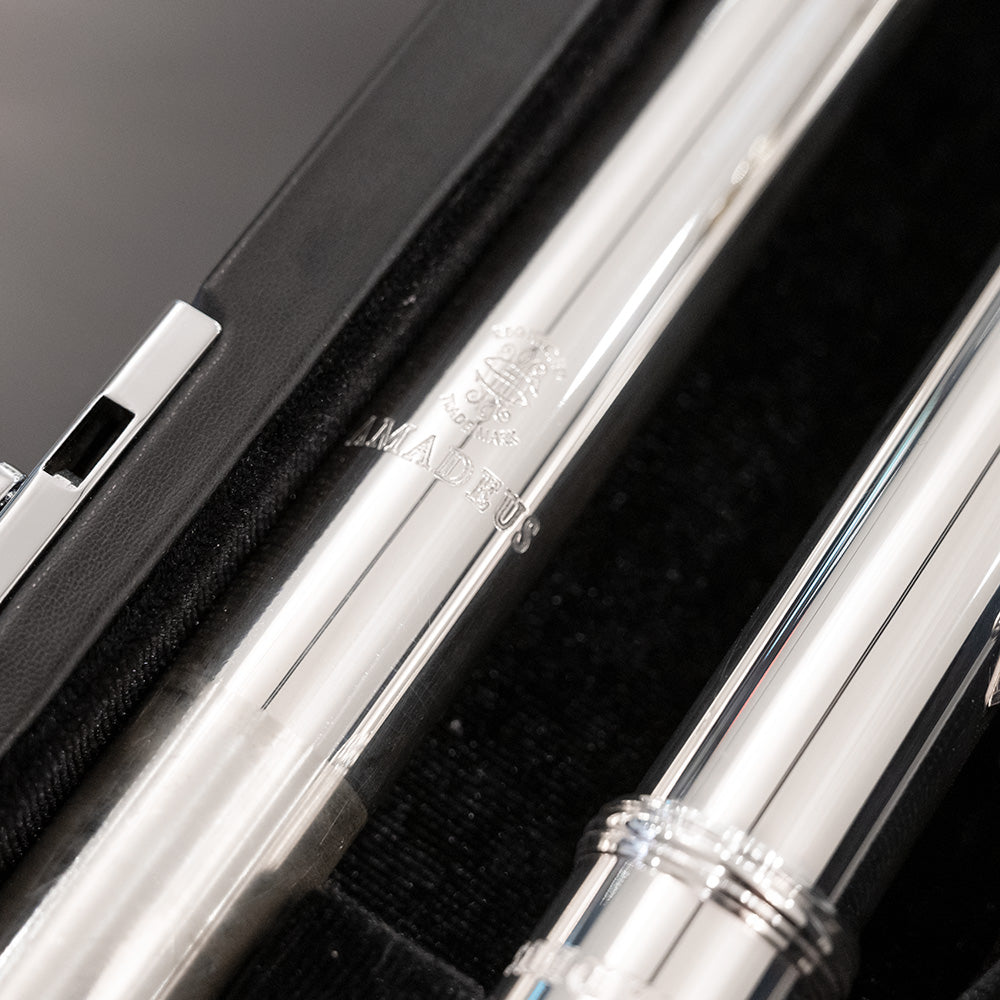 Haynes Amadeus 680 Flute - Offset G 2