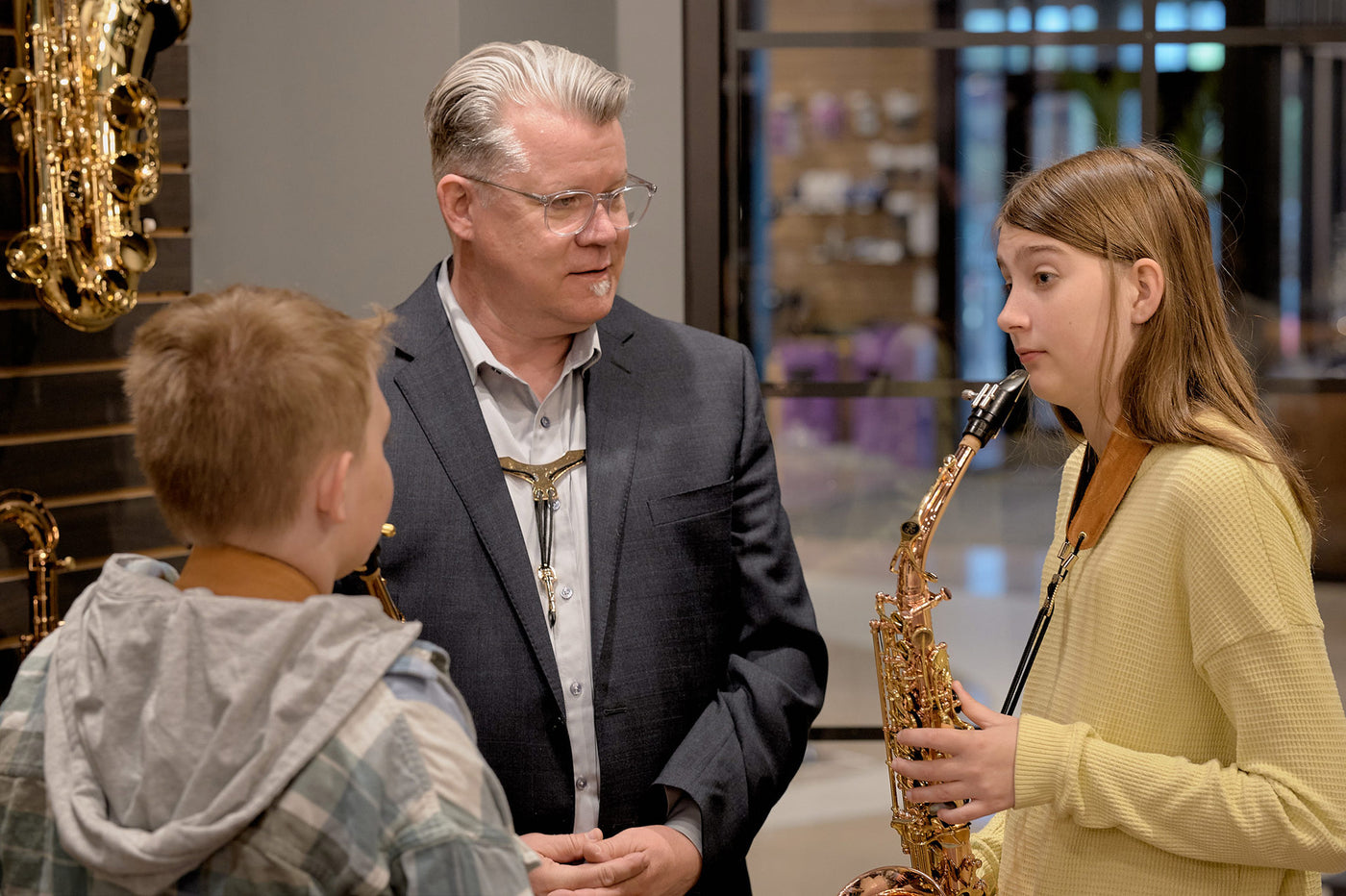 Daryk-Narum-And-Kids-Holding-Saxophone