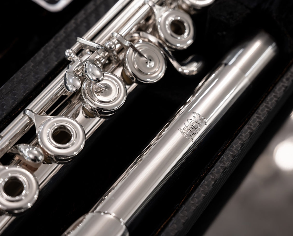 Haynes Custom Handmade Silver Flute 2