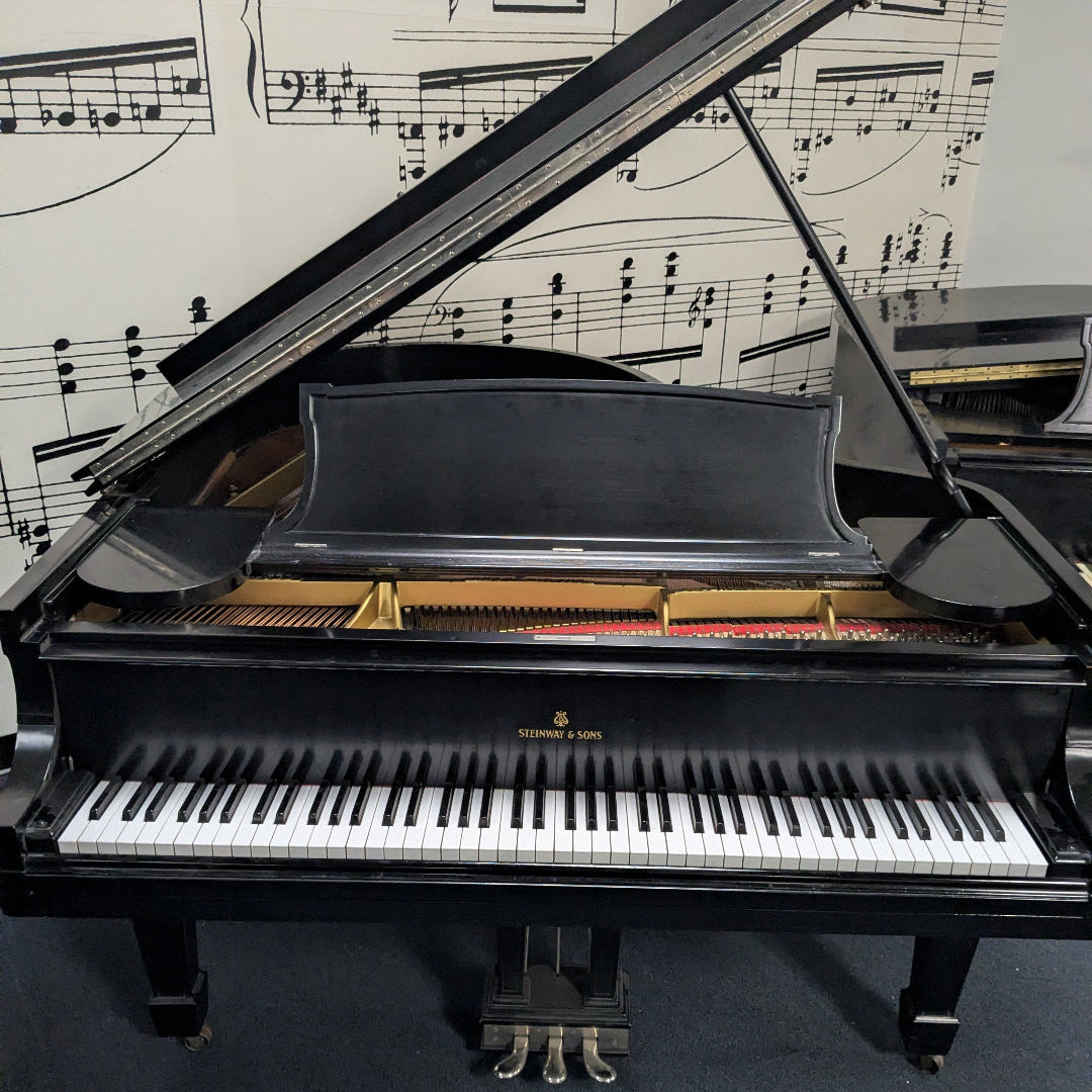 Pre-Owned Steinway Grand - Model O in Ebony Satin