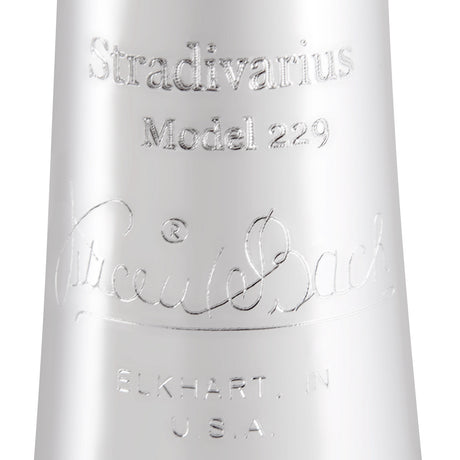 Bach Stradivarius C190L229 C Trumpet Silver Plated - alternative close up of the bell engraving