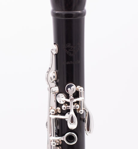 Royal Global Genesis Bb Clarinet - close up of brand insignia and throat tone keys