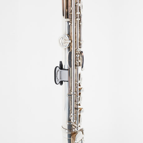 Solexa Thumbport II - C Flute - attached to a flute seen from another angle