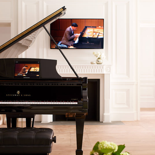 Steinway & Sons Spirio R Piano