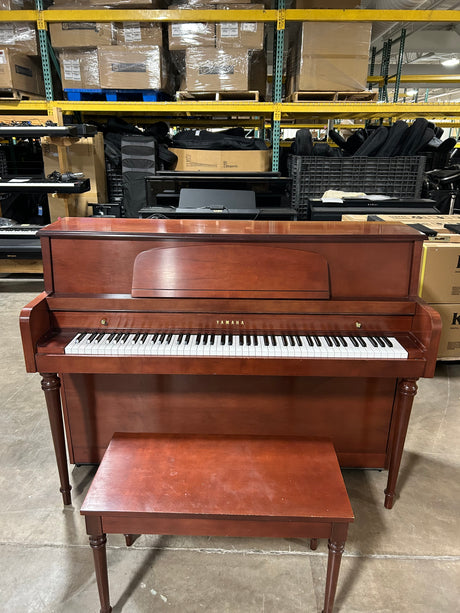 Used Yamaha M425 C 44" Mahogany Satin Upright Piano
