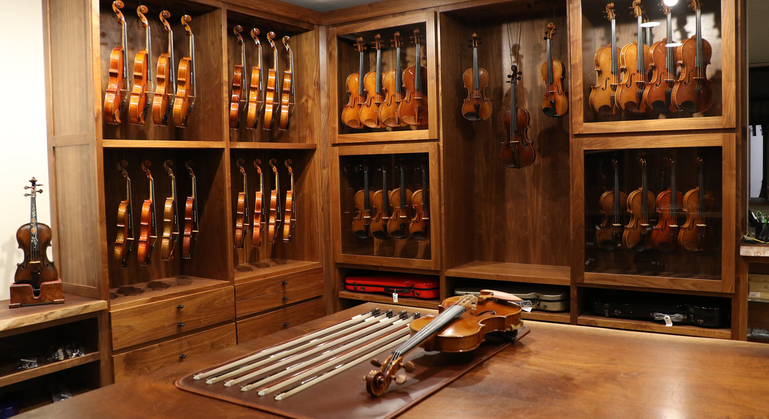 Shop Violins, Violas, Cellos & String Accessories | Schmitt Music ...