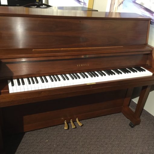 Used Yamaha P22 Studio Piano