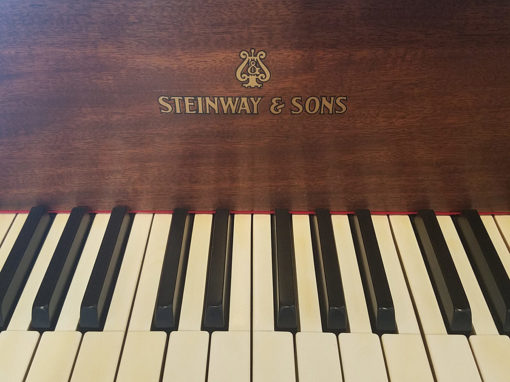 Used Steinway L 5'10" Mahogany Grand Piano