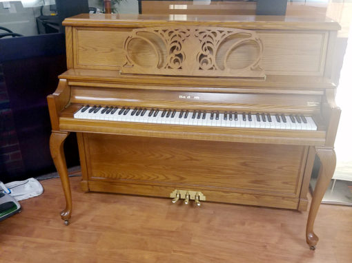 Used Baldwin 5057 Oak Console Piano