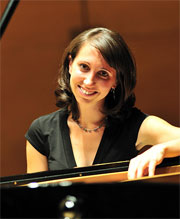 Pianist Amanda Gessler