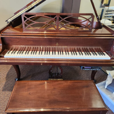 Steinway & Sons M1014 piano