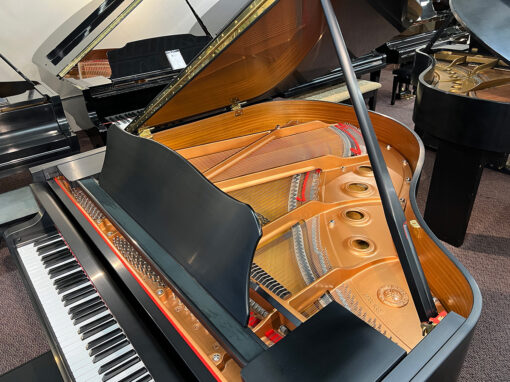 Yamaha GC1 Piano