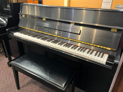 Yamaha M1F piano
