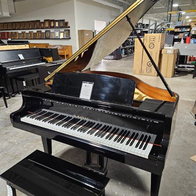 Kawai GM-10 Piano